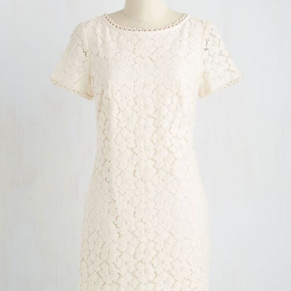 Modcloth Adrianna Papell Floral Lace Sheath Dress